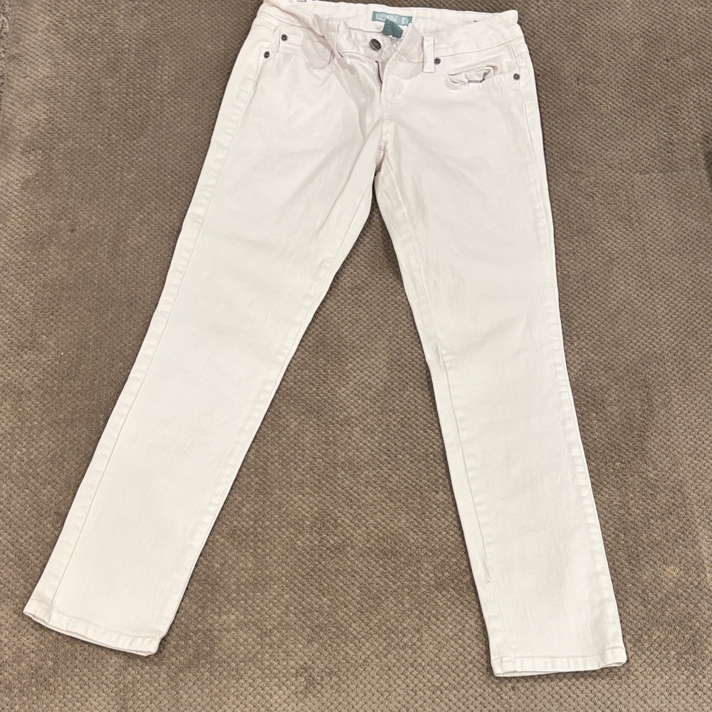 Elegant Women's Cream Straight Leg Jeans